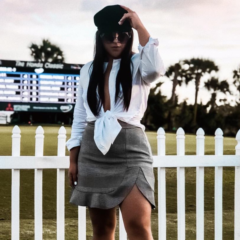 👗 PLAID AKIRT 👗